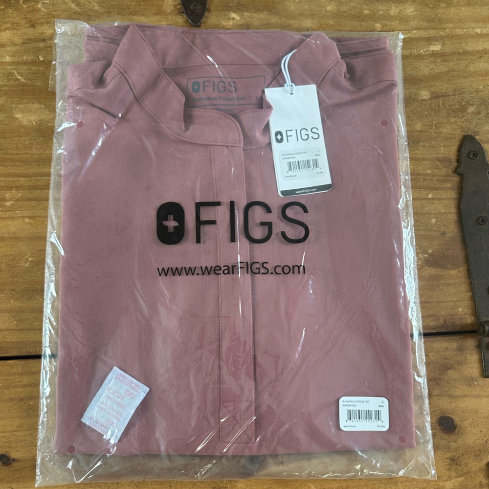 Figs Mauve Rafaela Scrub Top and Zamora High Waisted Petite Joggers Sz: Large